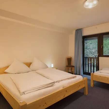 Appartamento Eifelnatur - Haus 2-3 By Interhome