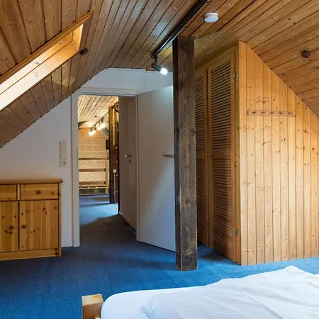 Appartamento Eifelnatur - Haus 2-3 By Interhome